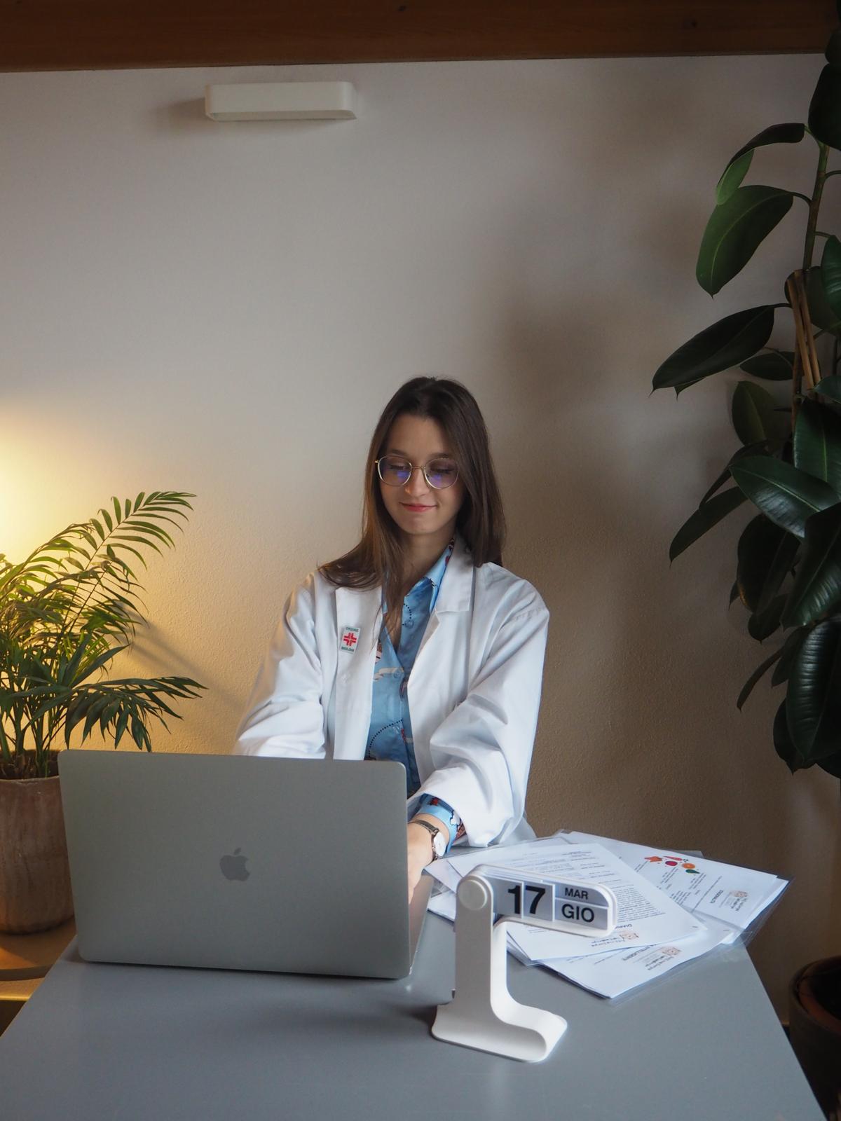 Giorgia Santambrogio nello studio